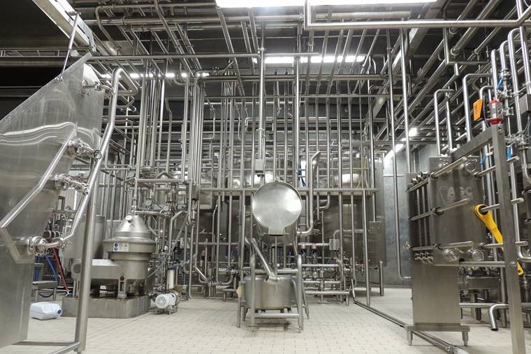 A&amp;amp;B Hygenic Process Piping In Food Processing Plant